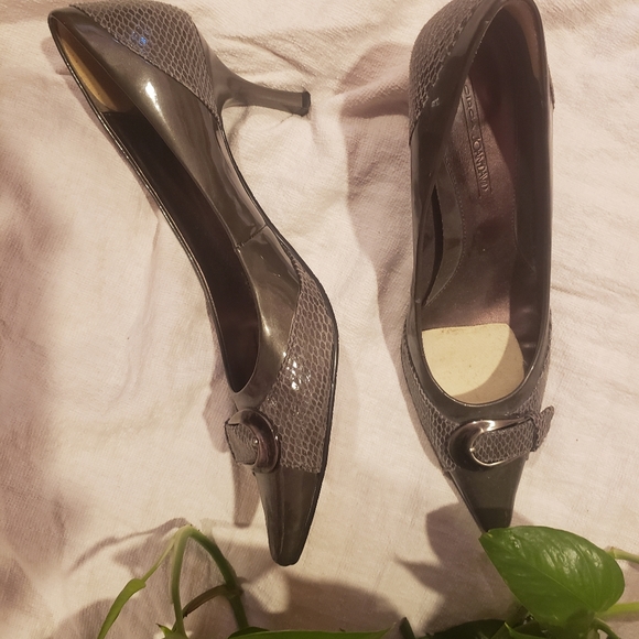 👠Heels with buckle